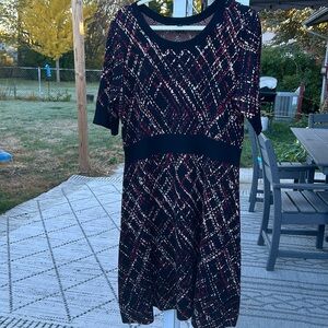 Fox & Ali short sleeve knee length dress